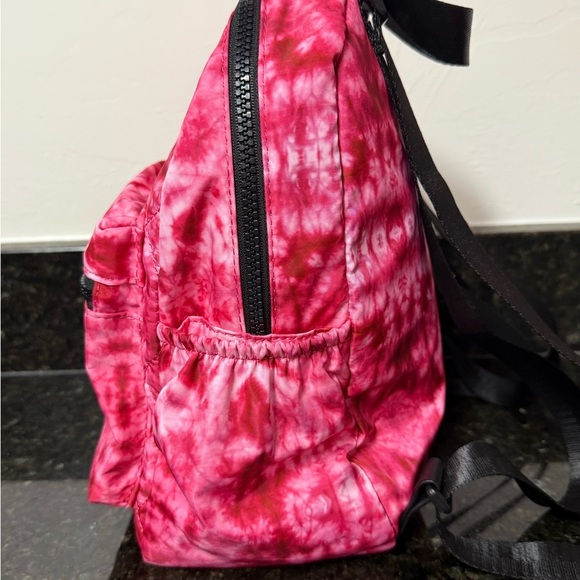 XOXO Pink Tie-Dye Quilted Backpack - Picture 5 of 8